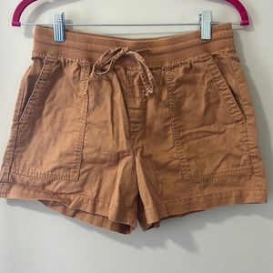 GAP Womens XS, Linen Shorts with Pockets, Elastic Waist, Drawstring, Tan color